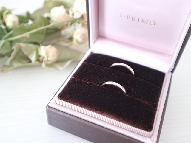 ラッピングはピンクのリボンをかけてもらえます。