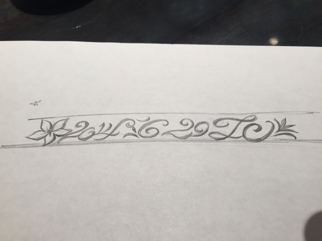 刻印のデザインは目の前でデザイナーさんが書いてくれます