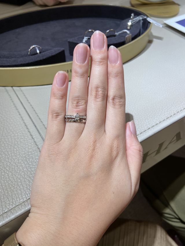 ジョセフィーヌとトルサードを重ね付け