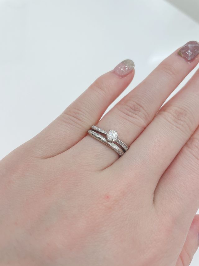 婚約指輪と着用