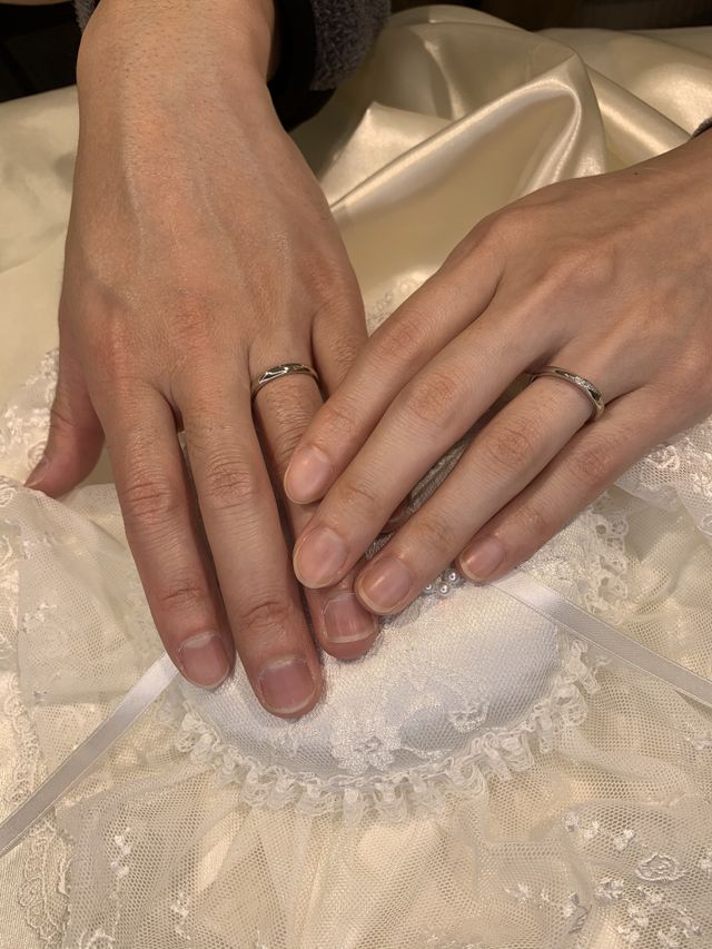 派手すぎずシンプルに