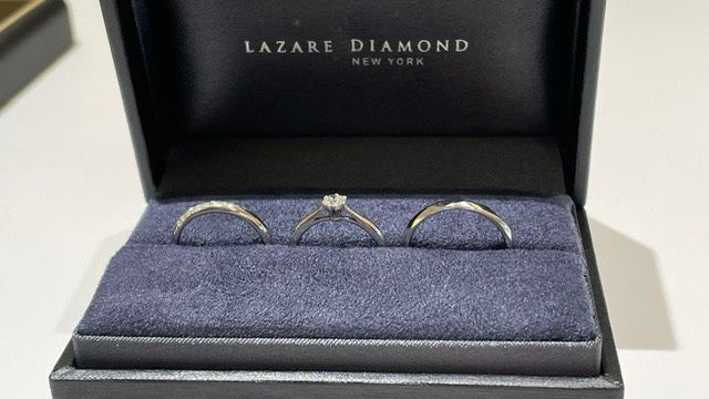 斜めにダイヤが入っていてとても可愛い！