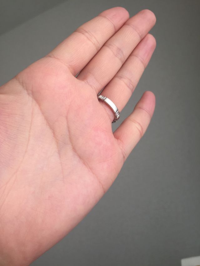 裏側はプラチナのみ。表面に持ってきても可愛い。