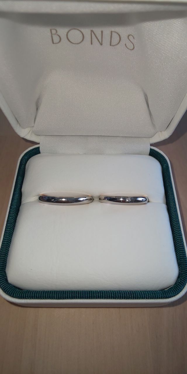 ２つ並べるといい。ケースもかわいい