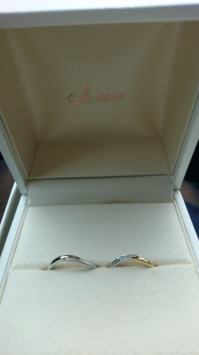 結婚指輪です。
とても気に入りました。