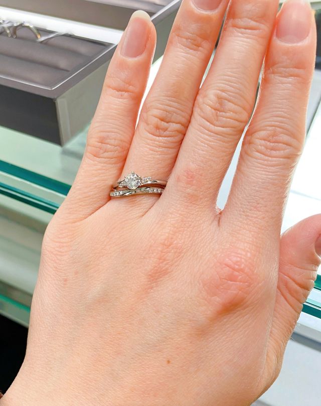 細めのリングでした。