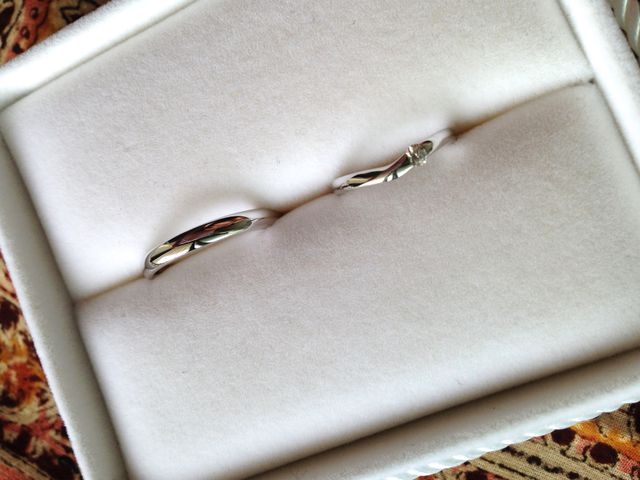 白くて上品なケースも◎