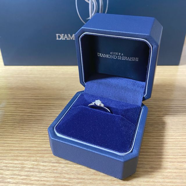 リングの形も様々で
とても、気に入りました。