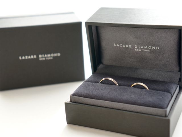 ブラックとゴールドを基調としたボックスはおしゃれでお気に入り