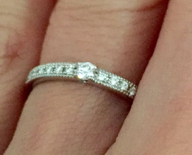 サンドリヨンのマリッジリング。