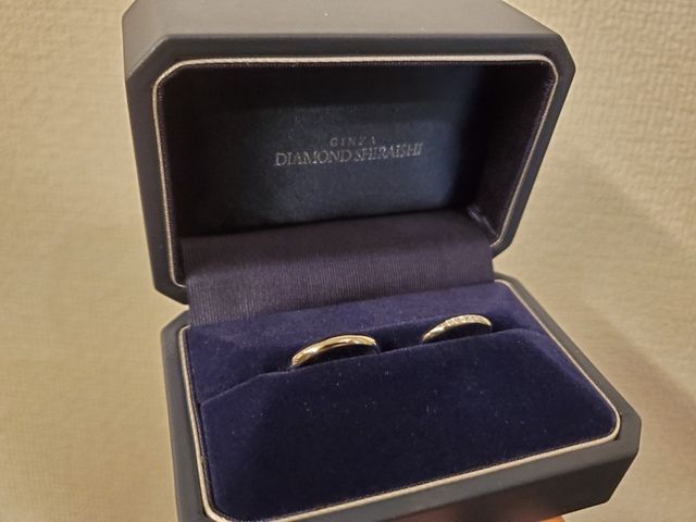 男性:Anolyu 
女性:Tear of Lily 
です