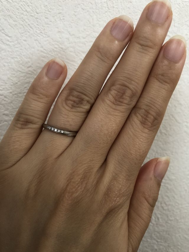 少し回転させただけで、1枚目とはちがう見え方で楽しめます。