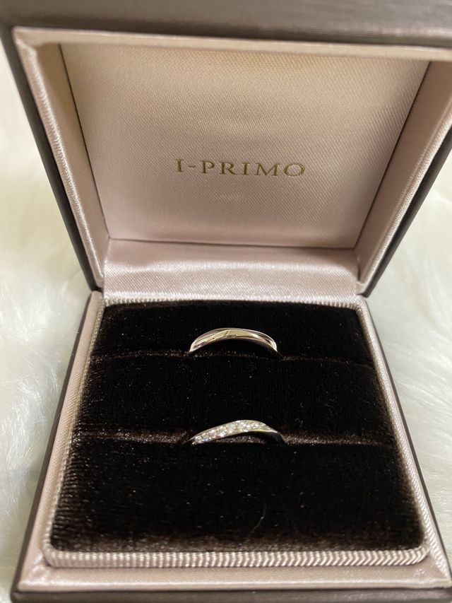 どこからみてもダイヤがキラキラしていてかわいいです！