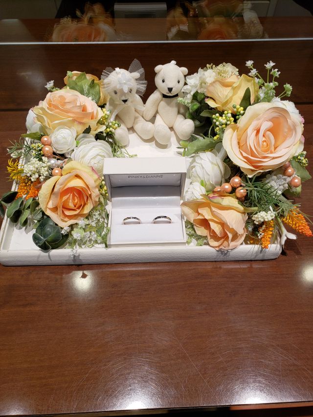 素敵に飾られた指輪が、私たちを出迎えてくれました。