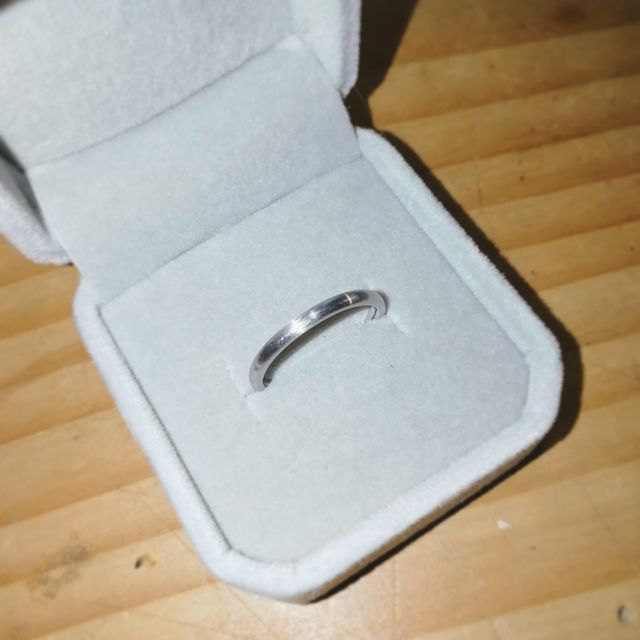 シンプルな結婚指輪を作っていただきました！