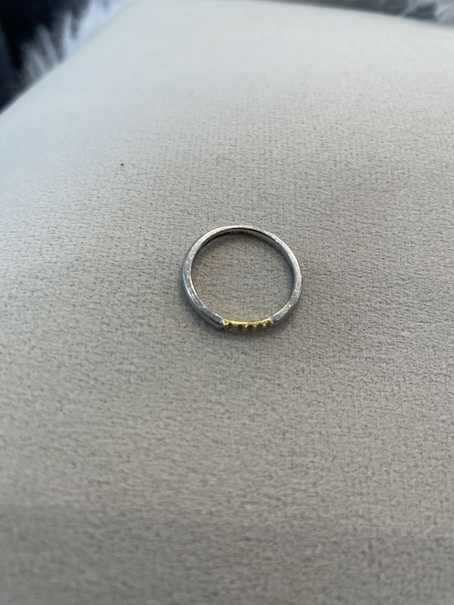 ダイヤの部分だけゴールドにしました！色は選べました！