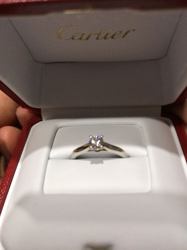 悩みに悩んで、憧れのカルティエで購入してもらいました！