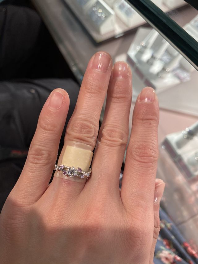 キラキラしていて可愛かったです。