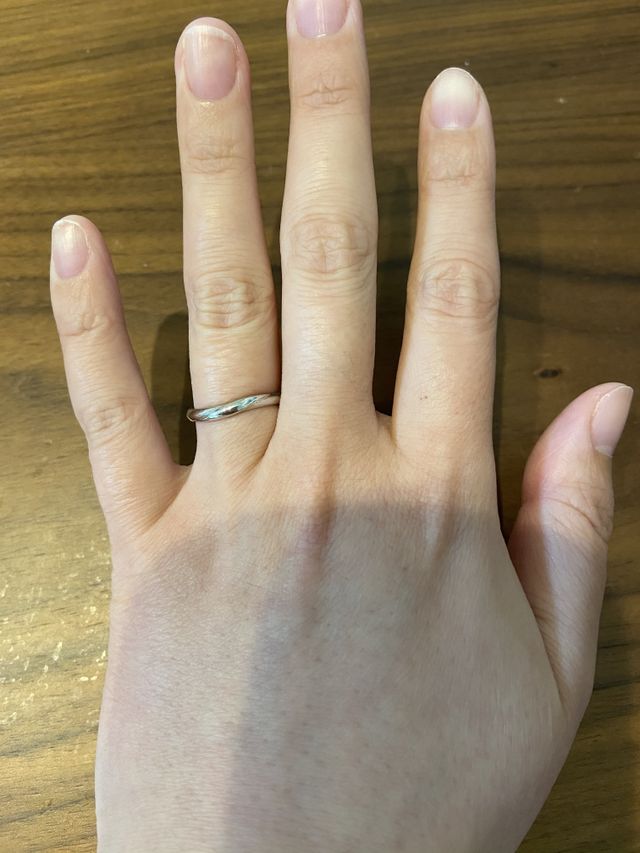 ねじれたデザインが気に入ってます。