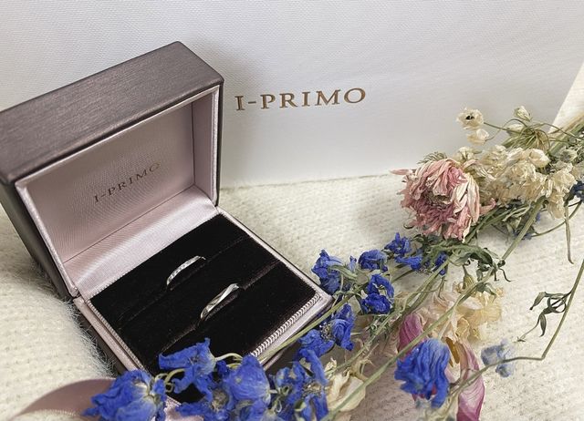 春のドライフラワーを添えてシンプルに撮影しました。