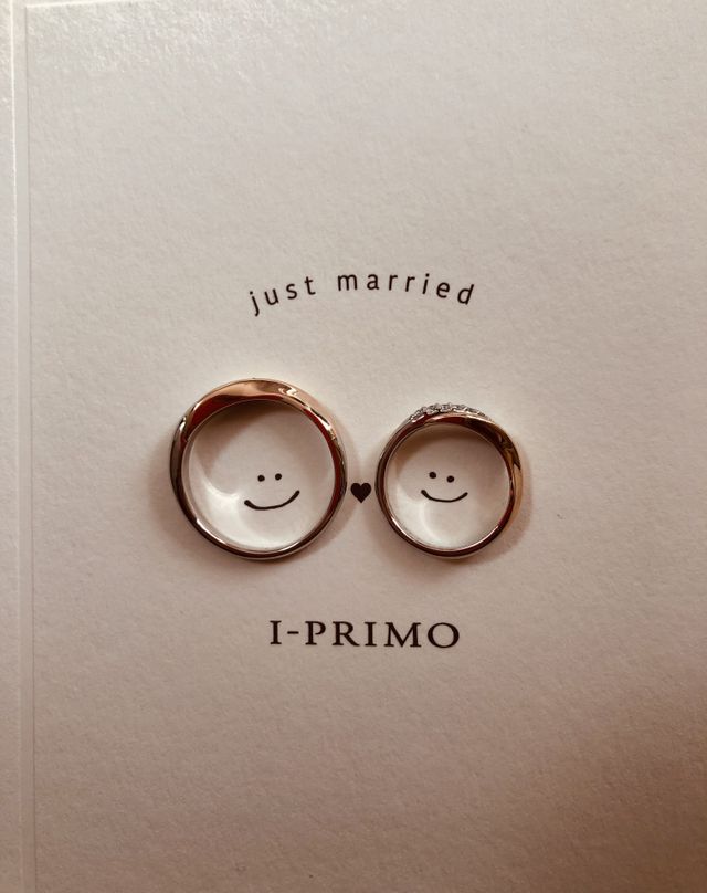 プラチナとピンクゴールドとダイヤが輝くとても綺麗な指輪です