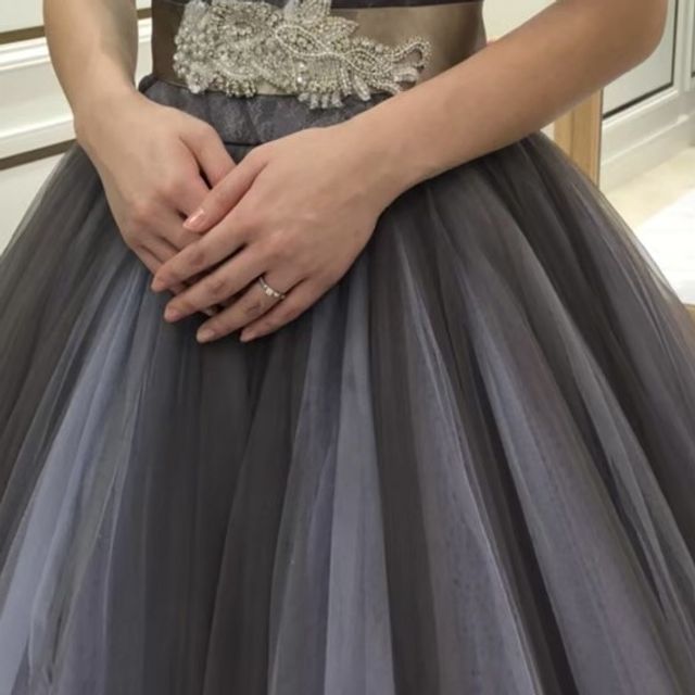 婚約指輪としてだけでなくオシャレとしての普段使いもできます。