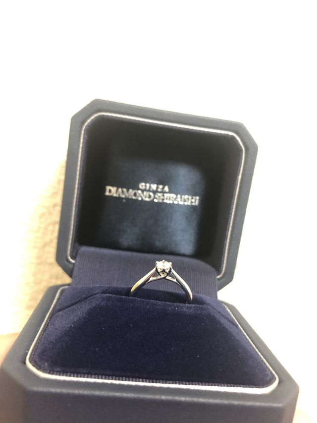 プロポーズ 用に購入しました。
綺麗でとても満足しています。