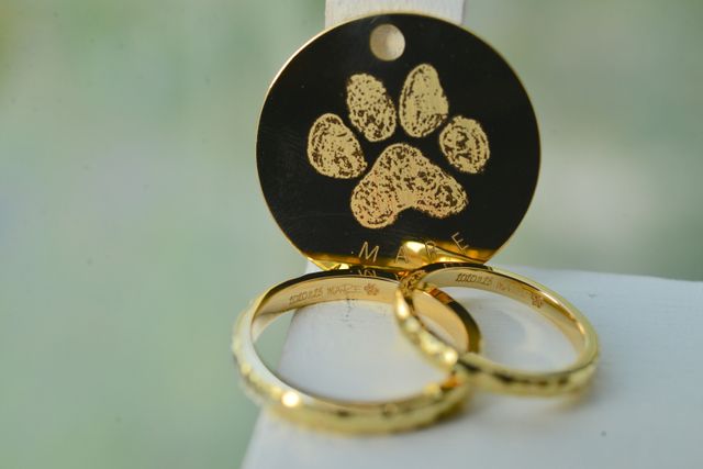 愛犬の肉球を刻印していただきました☺︎