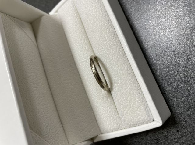 結婚指輪として購入。