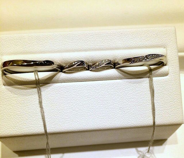 ドゥミエールビジュソフィア　結婚指輪