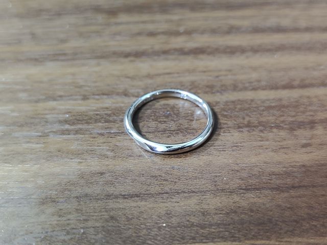 指輪のみの写真です。