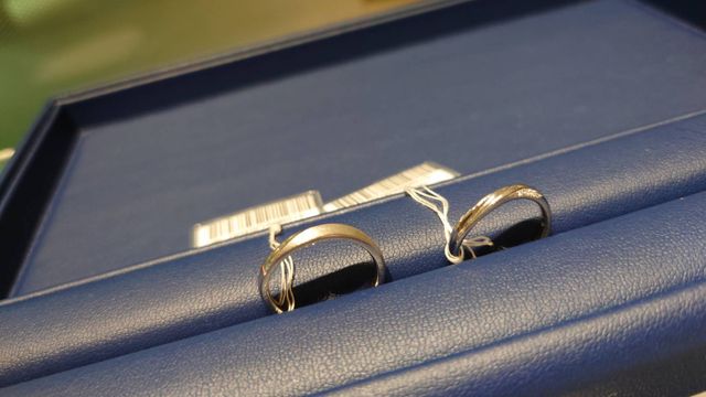 男性用はShining Flowにしました。