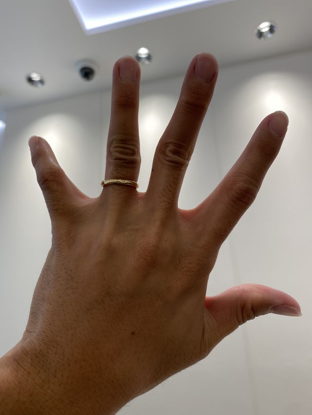 イエローゴールドが黒肌に合って、なんだか漢が上がった気分に