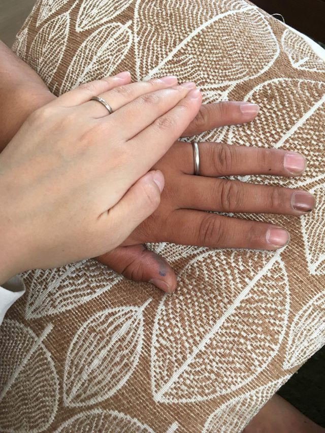 旦那の指は太めでしたが、サイズを合わせてくれました！