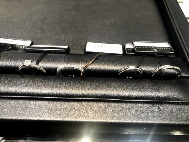 婚約指輪と結婚指輪