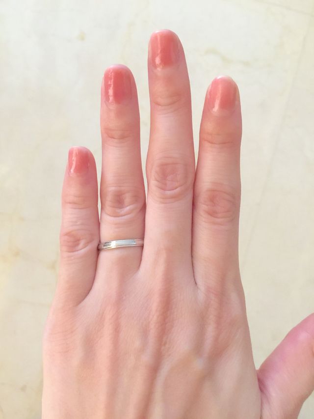 カルティエの結婚指輪。旦那さんに決めてもらいました。