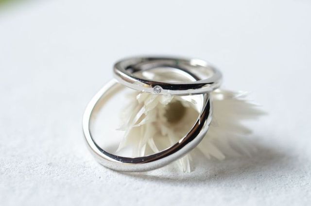 2人で手作りで
宝石の入れる位置を考えました。