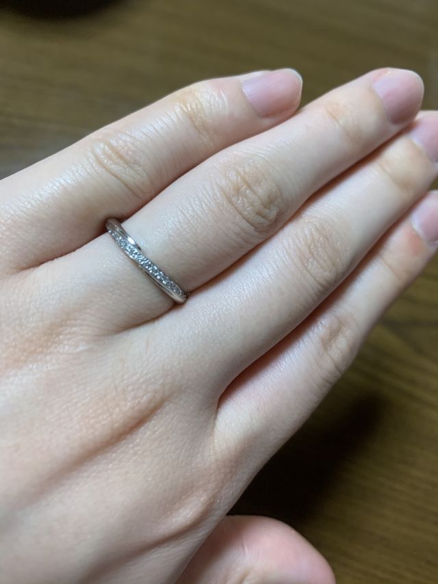 購入した結婚指輪の写真です。