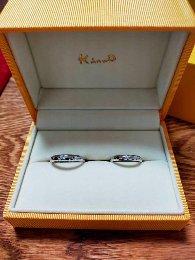 少し個性的なデザインが珍しく、割と短時間で決めました。