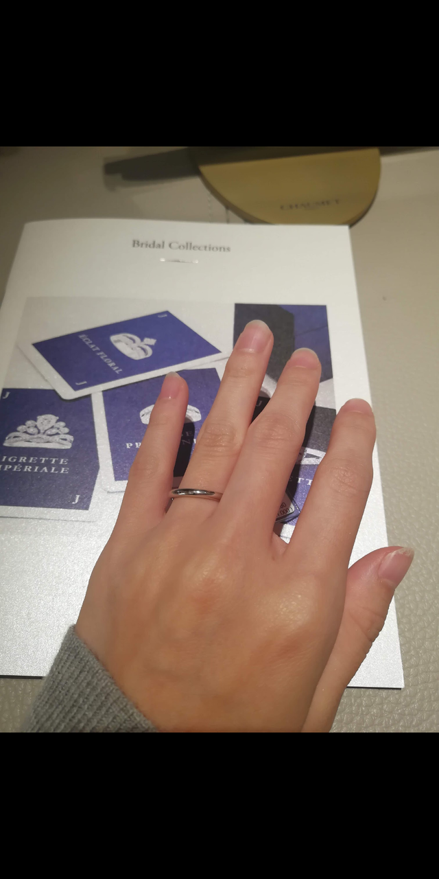 シンプルなマリッジリング