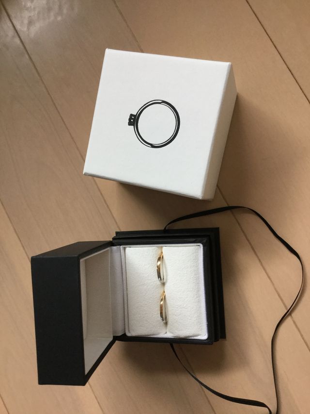 ケースはシンプルです