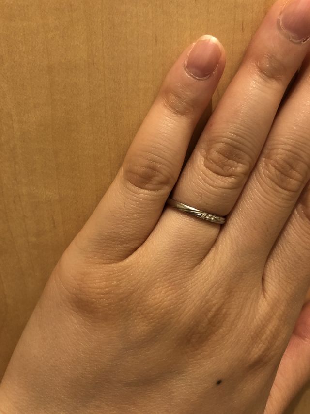 指にコンプレックスがありましたが、気に入っています。