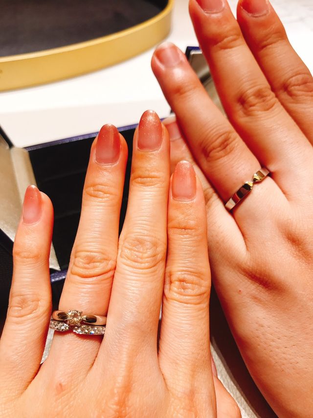 お揃いの結婚指輪を購入。婚約指輪と重ね付け