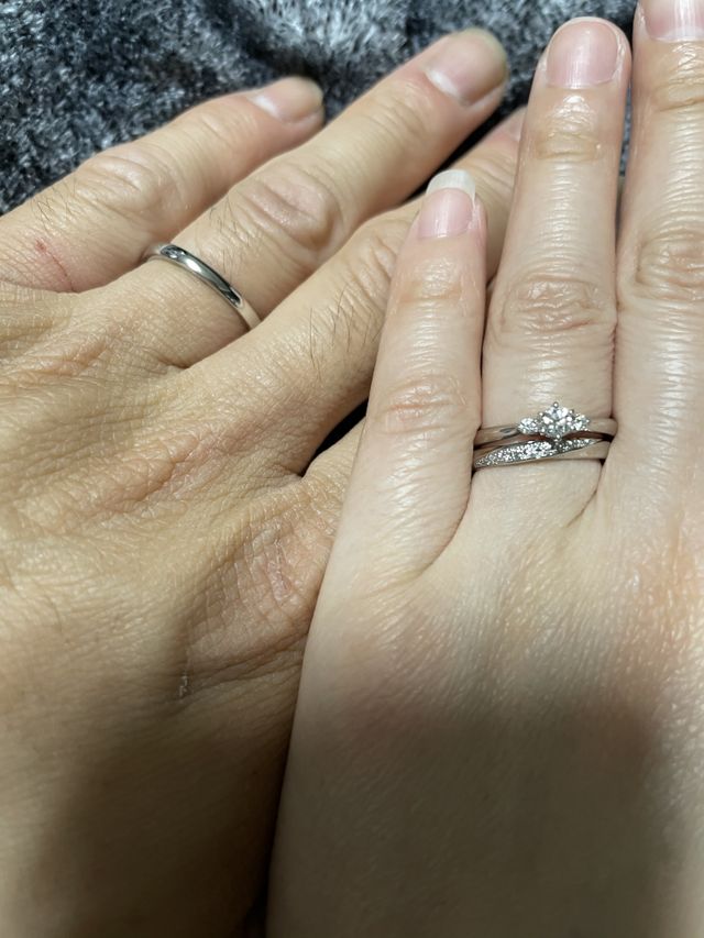 旦那さんのサプライズでお披露目でした♡とっても素敵な指輪♡