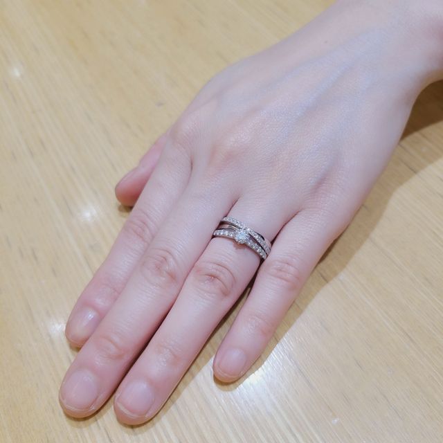 重ね付けでもしやすいデザインです