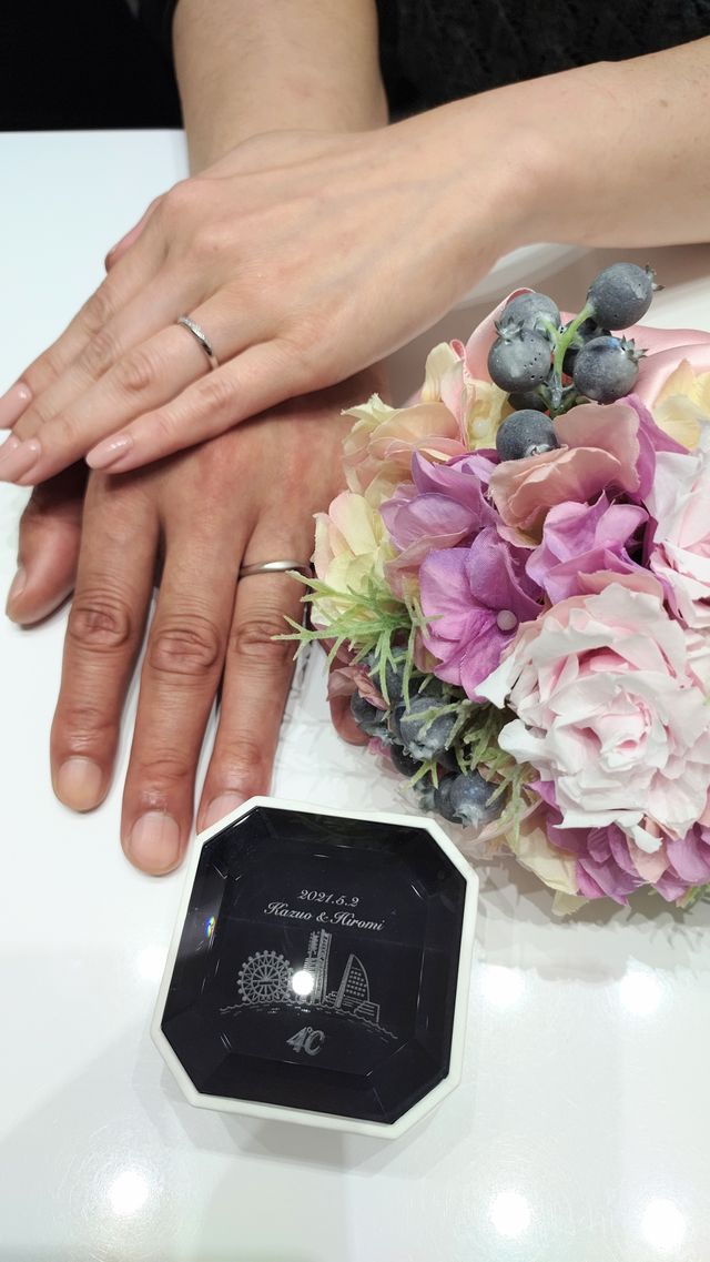 素敵な指輪に素敵なランドマーク限定のガラスケースと一緒に