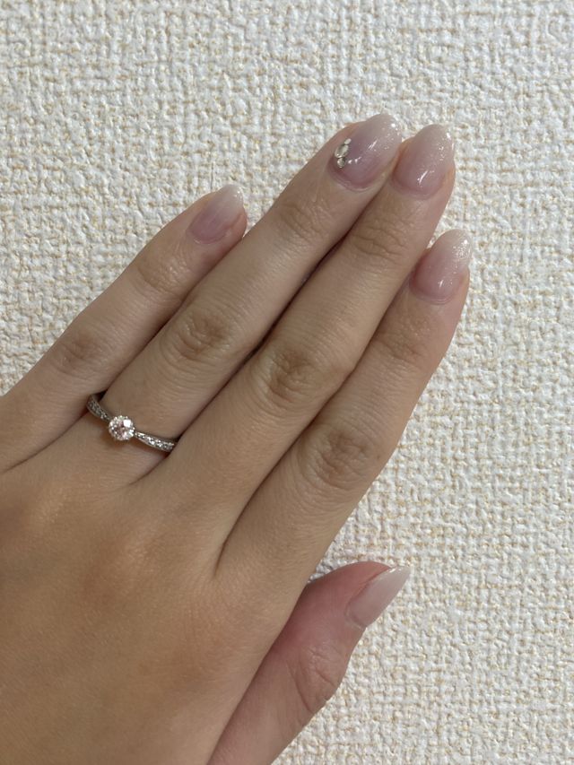 細身のリングなのでとてもすっきりしています。