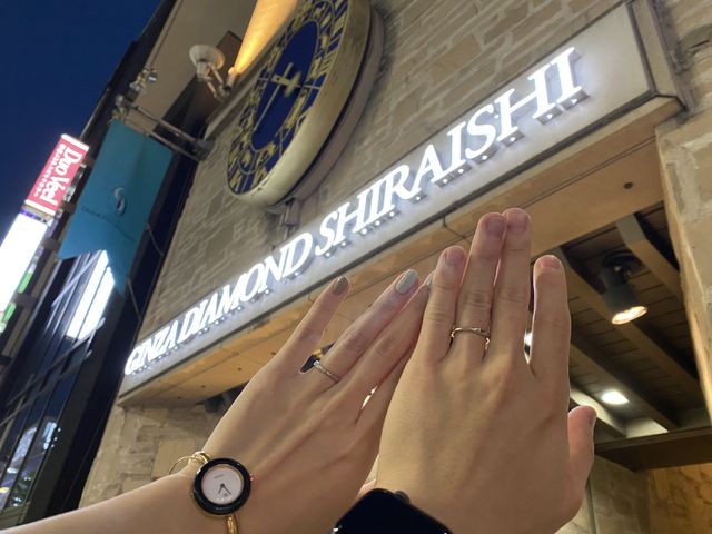 完成した指輪を受け取ったときの写真です。