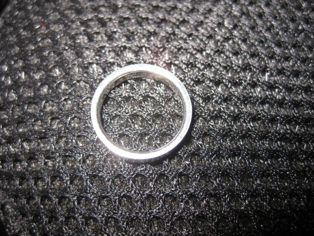 生涯使うものなので、飽きのこないデザインを選びました。