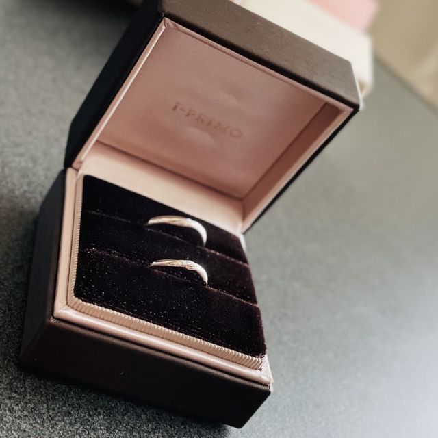 婚姻届提出する30分前に開けました。ドキドキでいっぱいです。